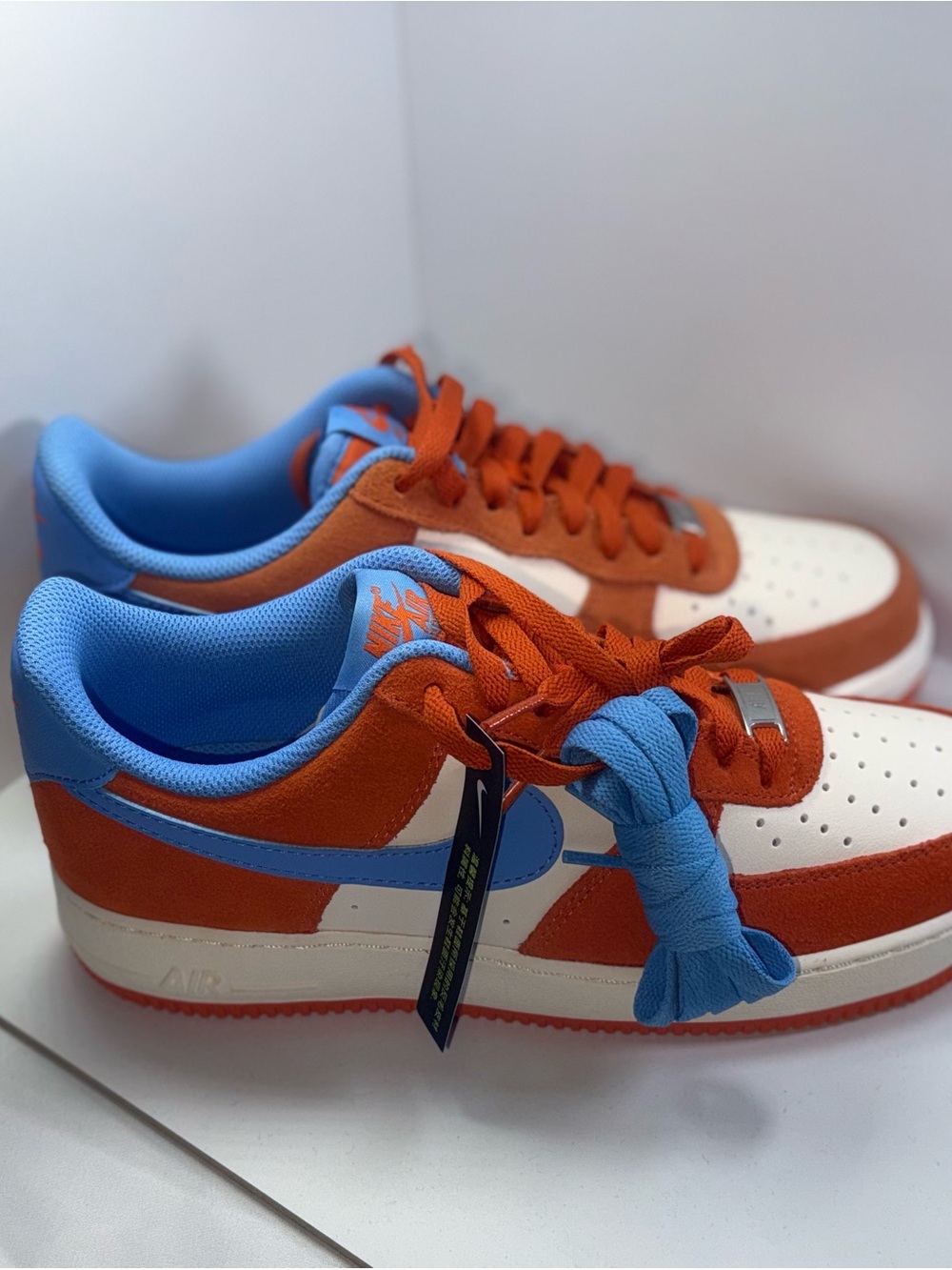 Nike Air Force 1 Low ‘07 LV8 FQ8714-800 Safety Orange Blue Men’s Size 8,5 New